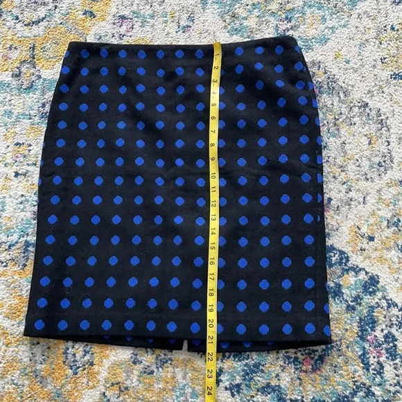 Talbots wool blend pencil skirt Black w/ blue polka dots women’s size 12 petite - Picture 7 of 13